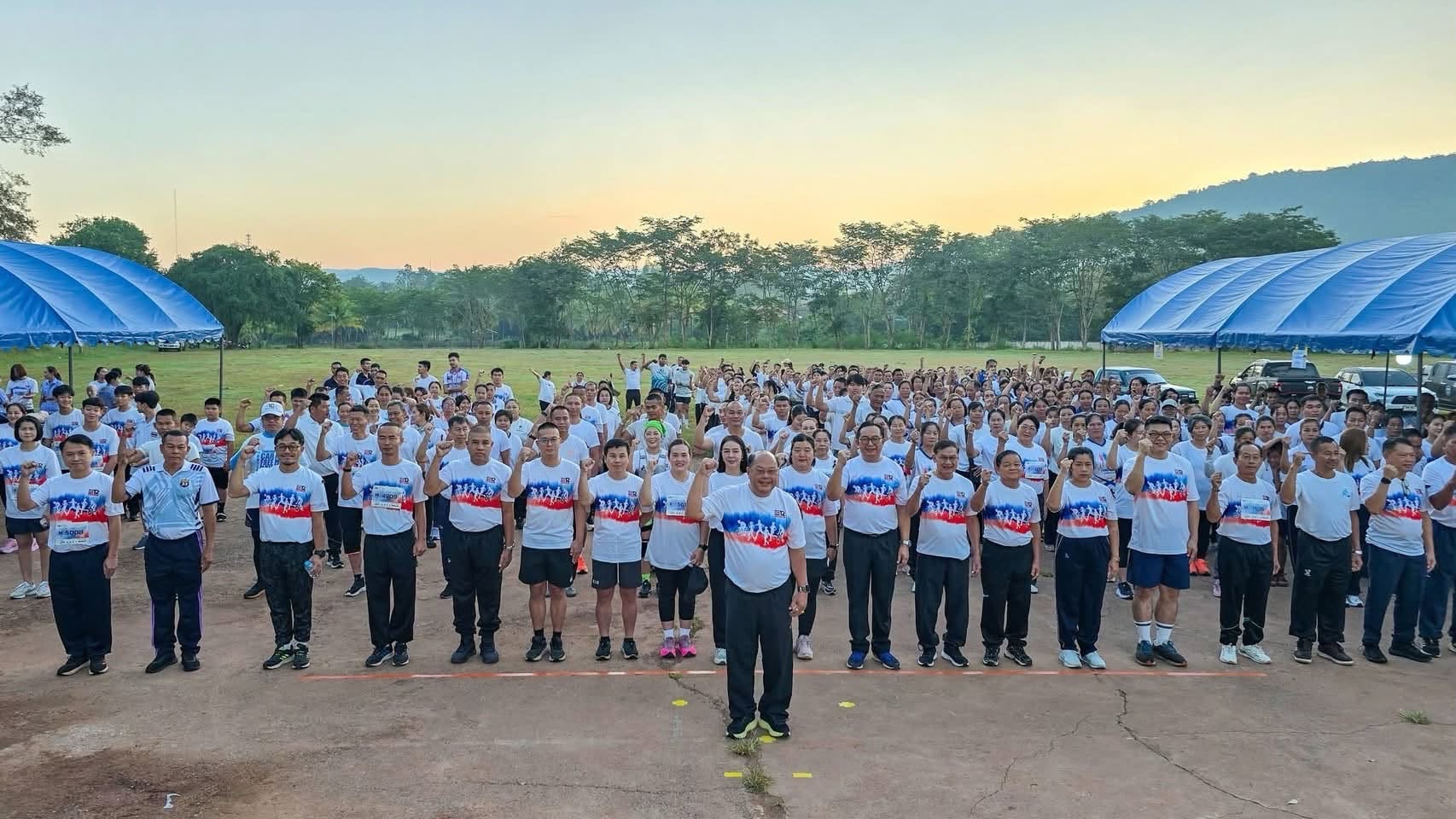 “สพอ.บ้านโคก ร่วมโครงการแสงนำใจไทยทั้งชาติ เดิน วิ่ง ปั่น ป้องกันอัมพาต ครั้งที่ 12 เฉลิมพระเกียรติฯ อำเภอบ้านโคก ”